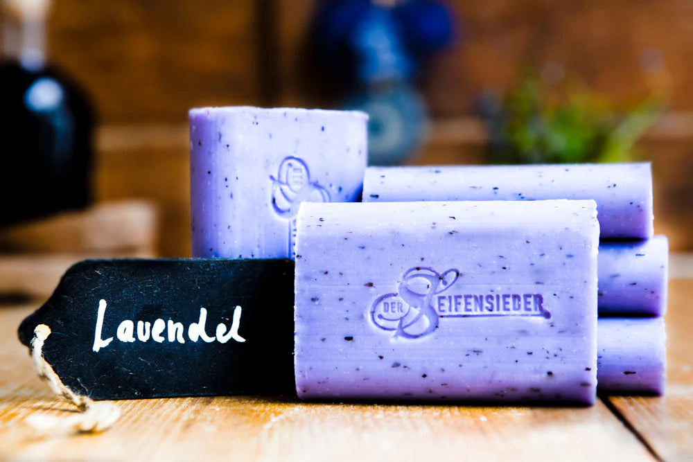 Lavendel mit Blüten