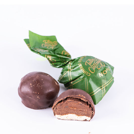 Cuneesi Meringa Nocciola, Haselnusscreme- Praline mit Baiser