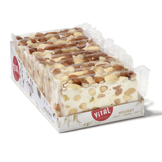 Nougat mit Mandeln & Pistazien
