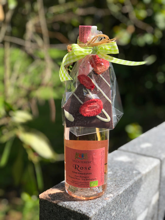 Geschenkset Frizzante Vino Rosé und Gourmetschokolade