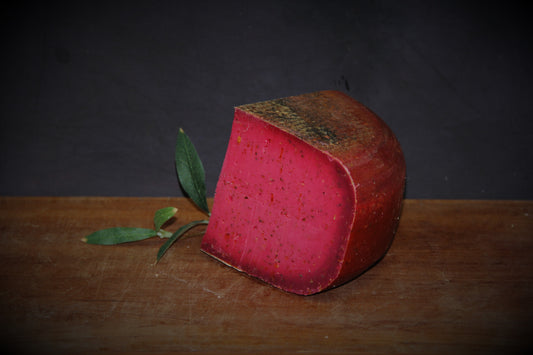 Roter Pestogouda mit Pinienkernen